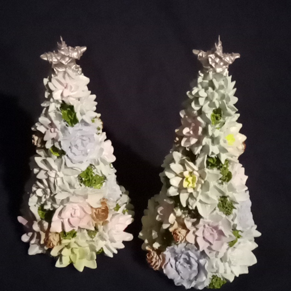 Set of 2 8in. Christmas Trees Pastel Flowers